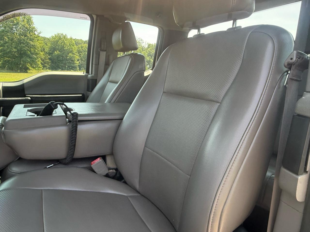 Ford F-350 SD XL SuperCab 4WD 2018