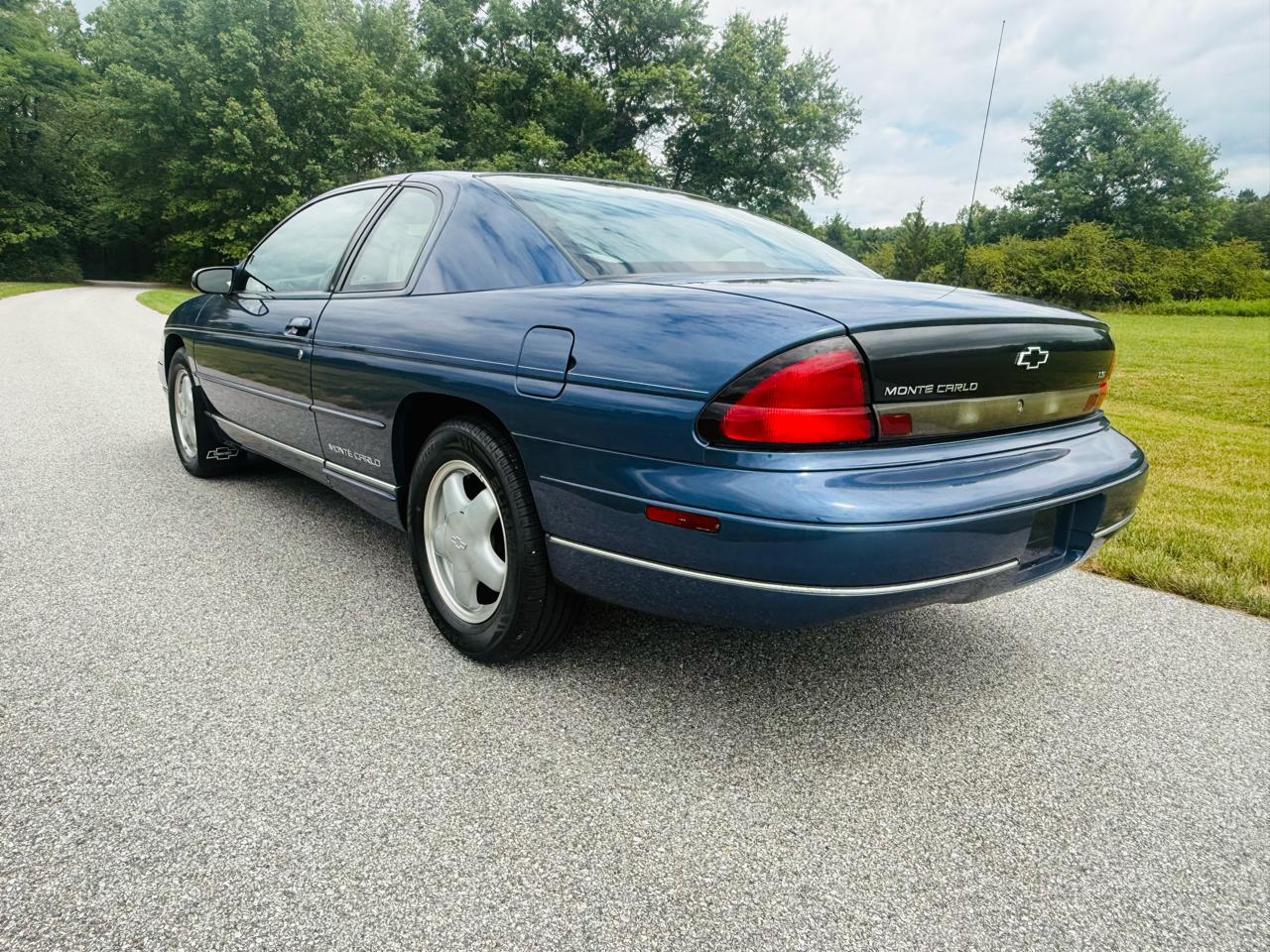 Chevrolet Monte Carlo LS 1997