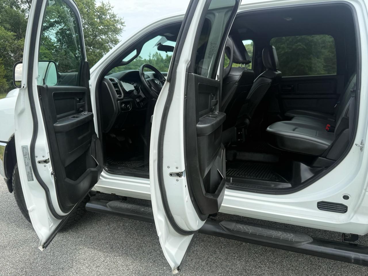 RAM 3500 ST Crew Cab LWB 4WD 2021