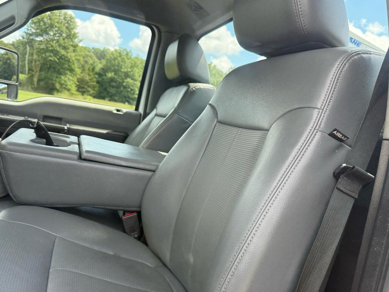 Ford F-350 SD XLT 4WD 2015