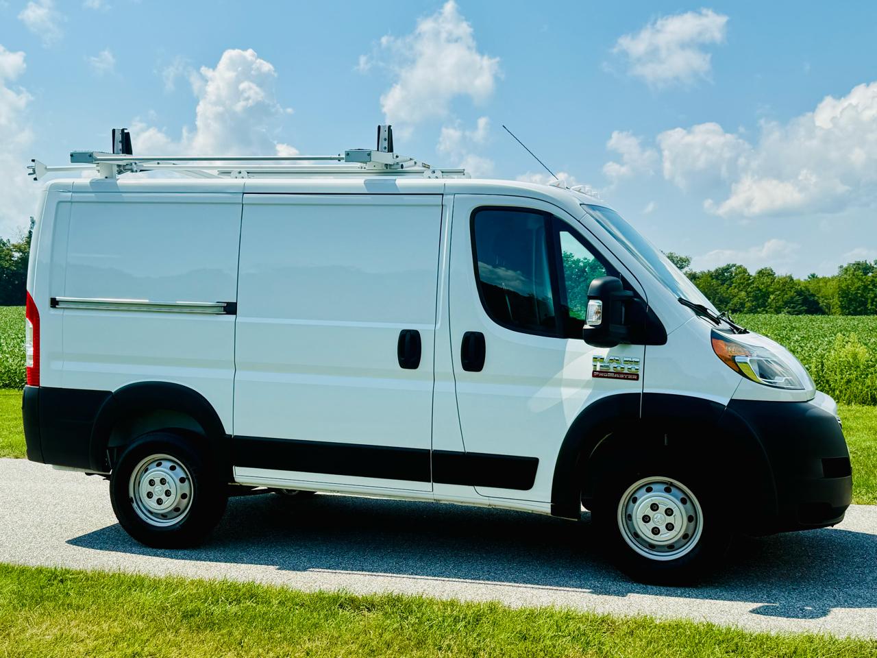 RAM Promaster 1500 Low Roof 118-in. WB 2021