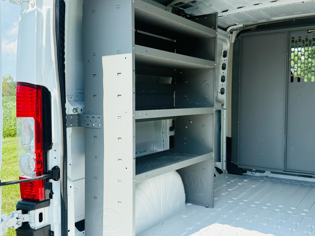 RAM Promaster 1500 Low Roof 118-in. WB 2021