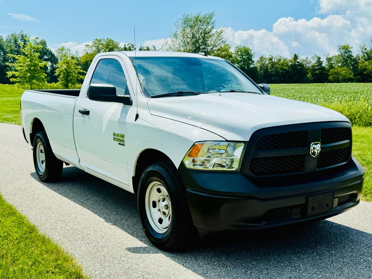 RAM 1500 Classic Tradesman Regular Cab LWB 4WD 2022