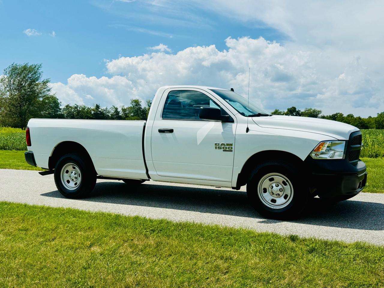 RAM 1500 Classic Tradesman Regular Cab LWB 4WD 2022