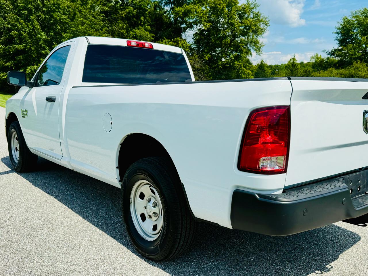 RAM 1500 Classic Tradesman Regular Cab LWB 4WD 2022