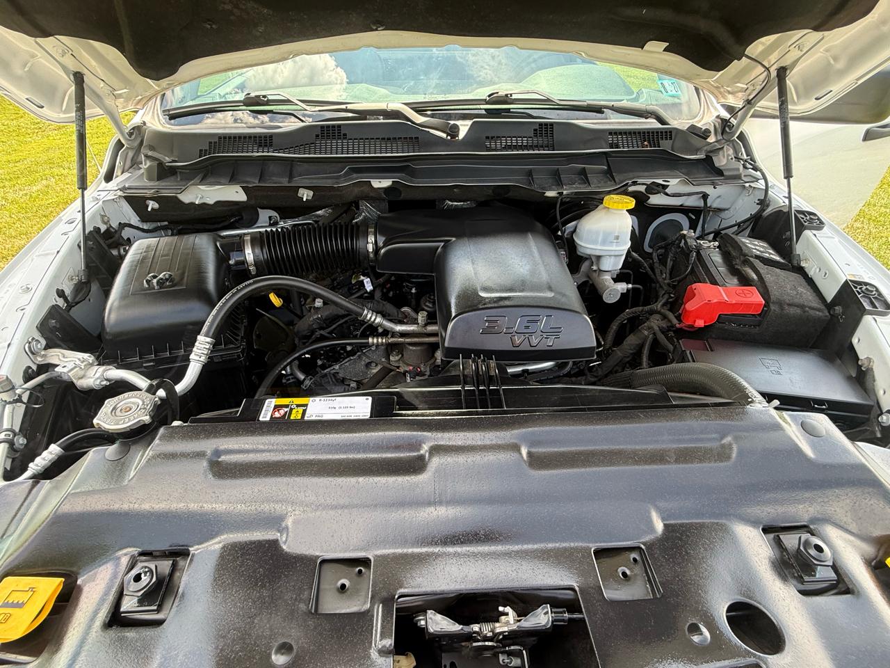 RAM 1500 Classic Tradesman Regular Cab LWB 4WD 2022