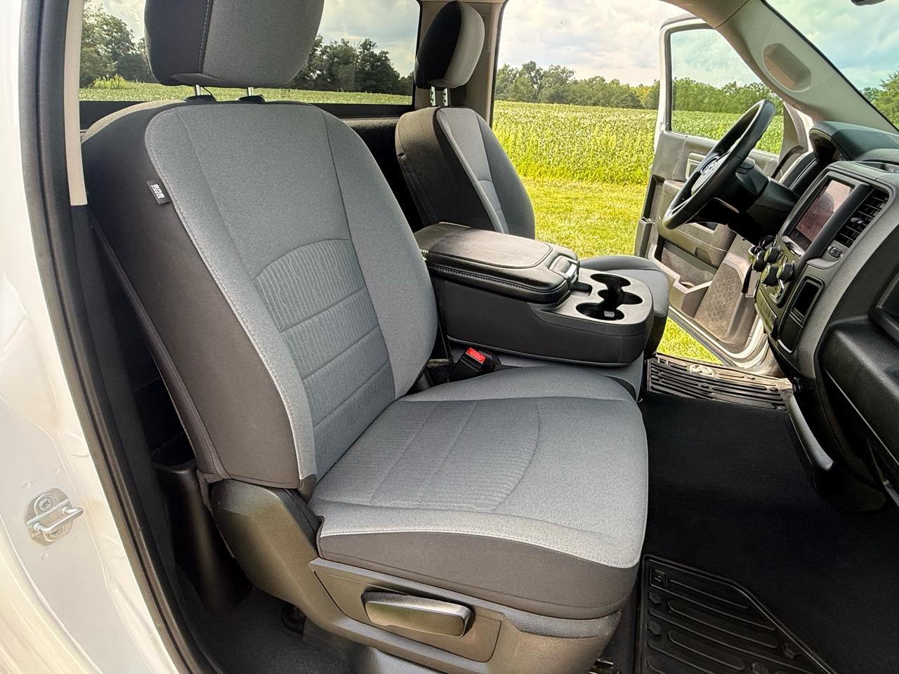 RAM 1500 Classic Tradesman Regular Cab LWB 4WD 2022