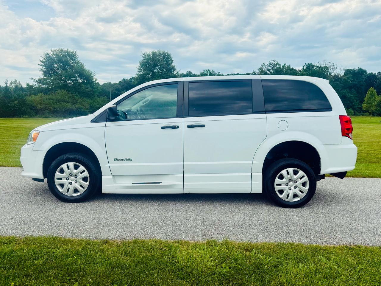 Dodge Grand Caravan SE 2019