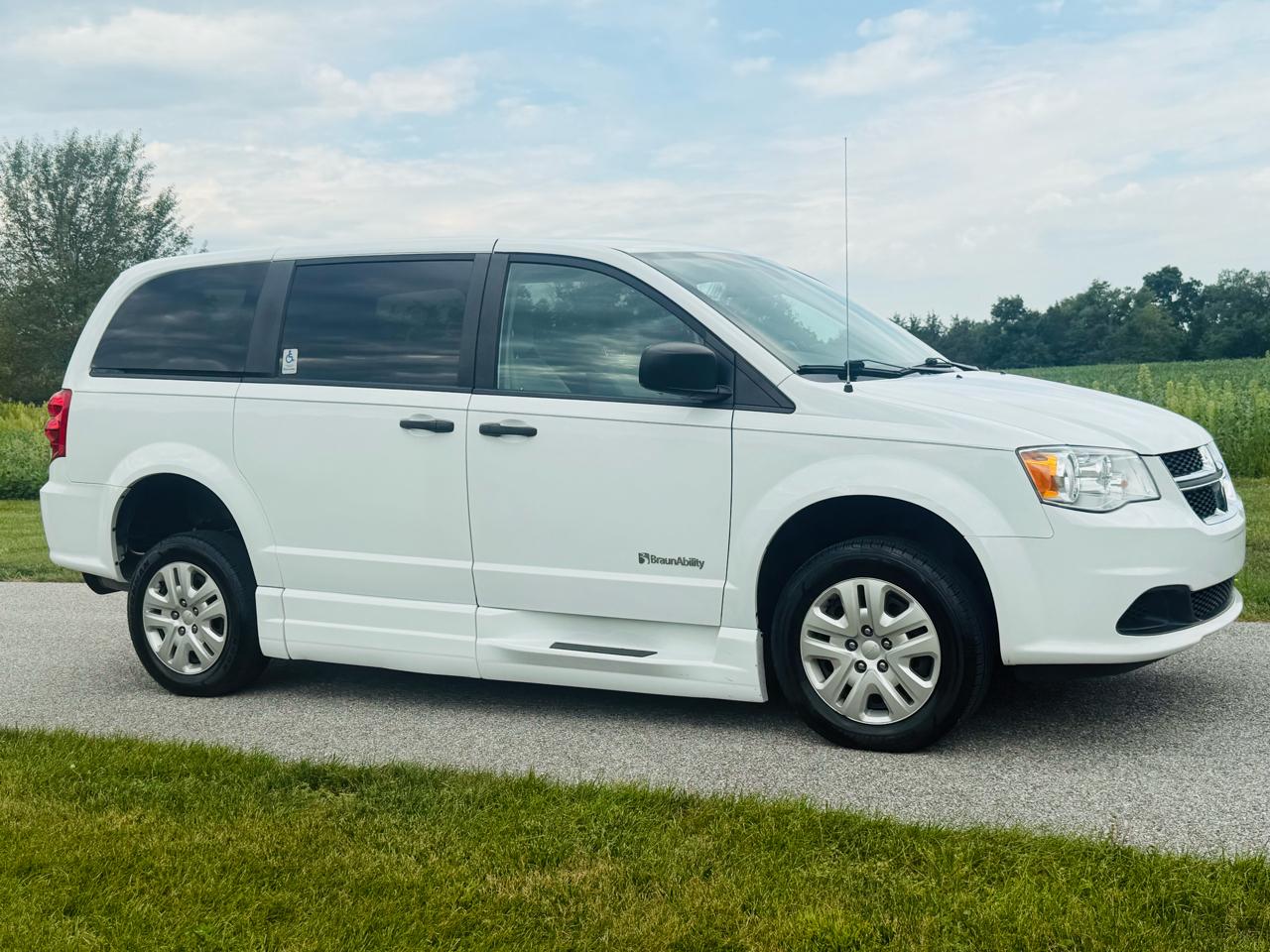 Dodge Grand Caravan SE 2019