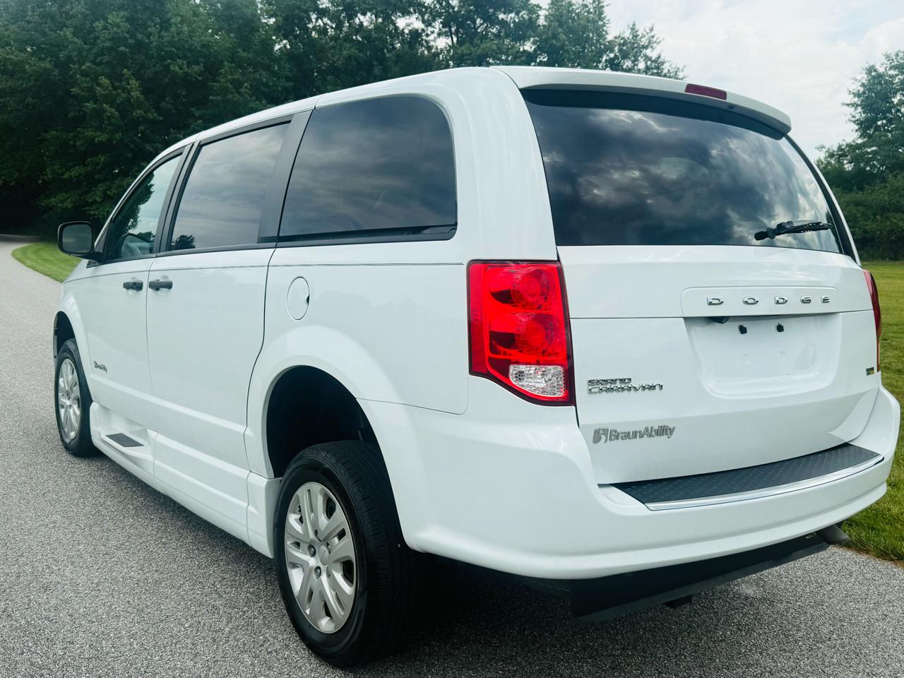 Dodge Grand Caravan SE 2019