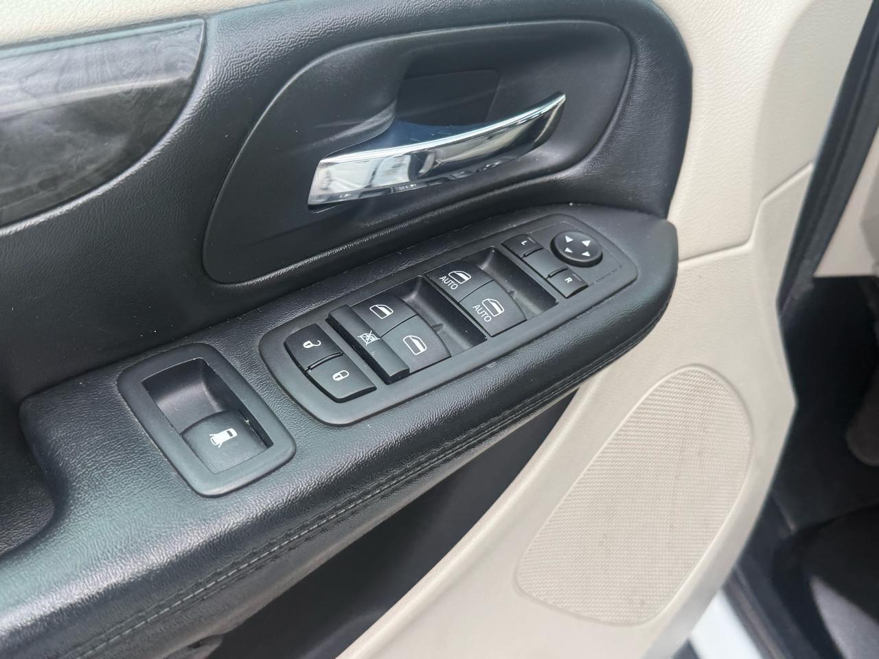 Dodge Grand Caravan SE 2019
