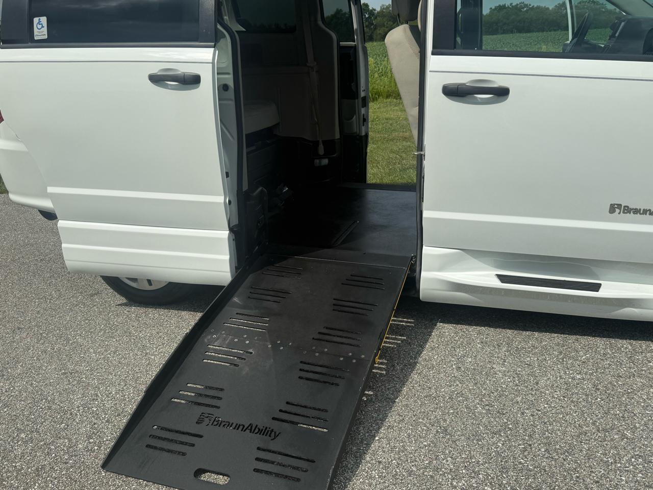 Dodge Grand Caravan SE 2019