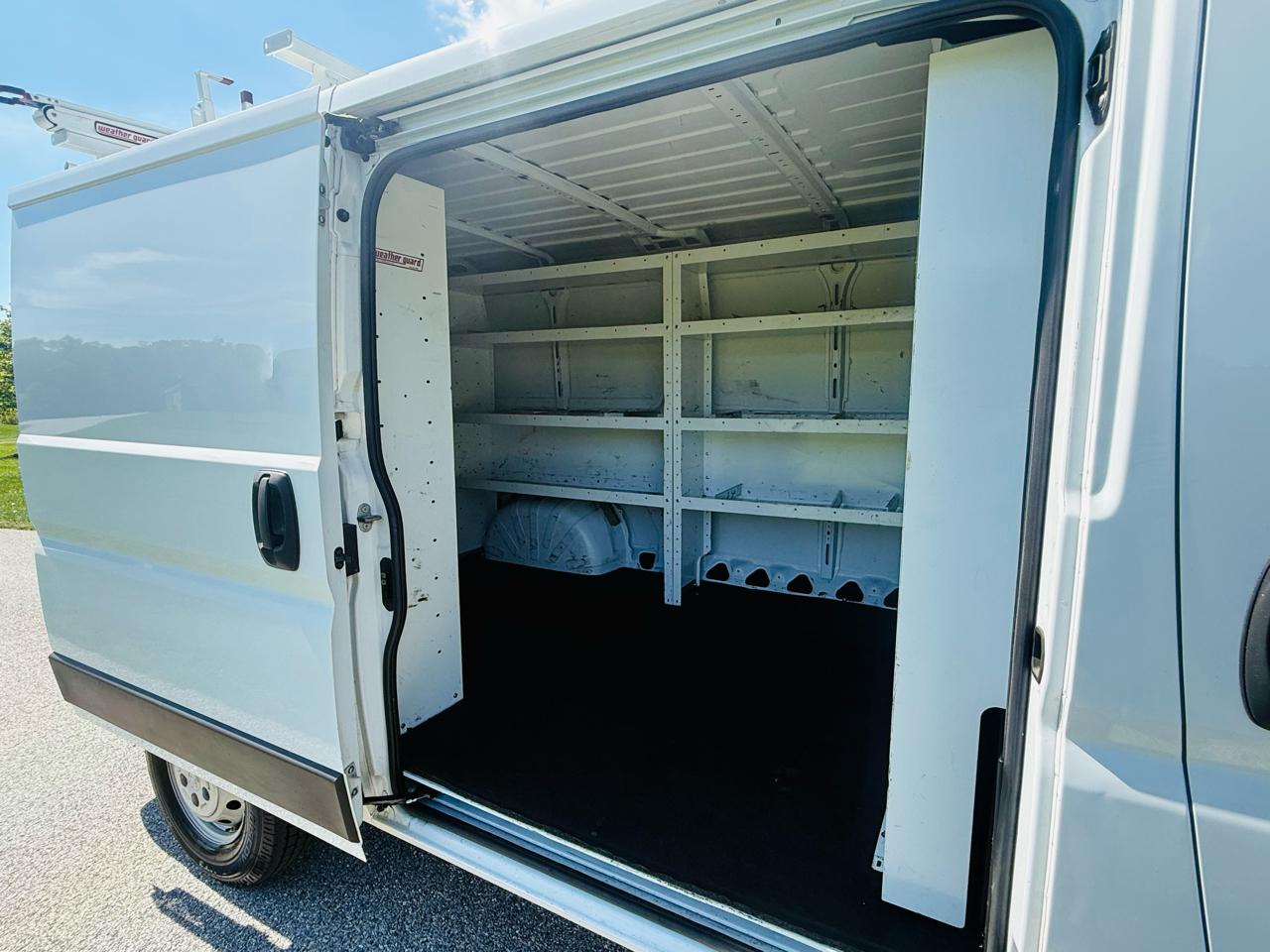 RAM Promaster 3500 Low Roof 136-in. WB 2022