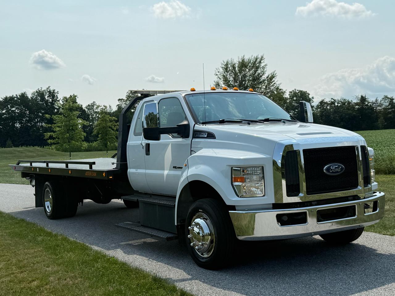 Ford F-650 SuperCab 2WD DRW 2016