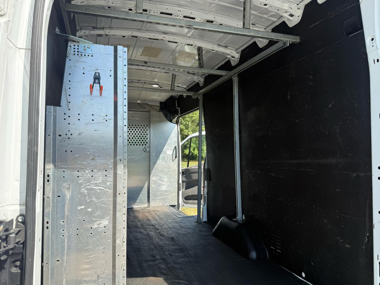 Ford Transit 250 Van High Roof w/Sliding Pass. 148-in. WB EL 2023