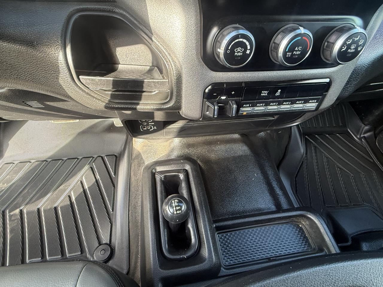 RAM 3500 Crew Cab 4WD DRW 2020