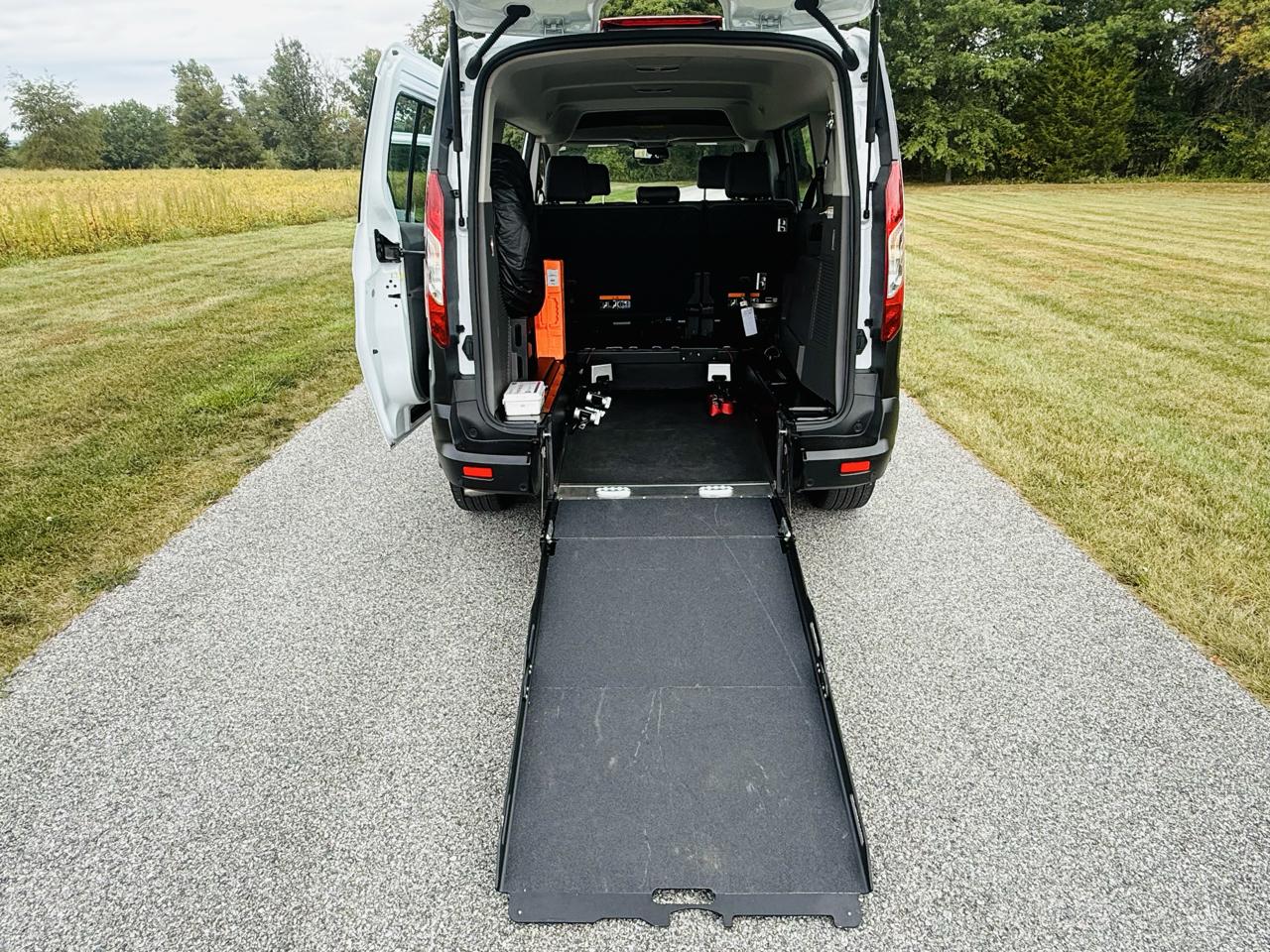Ford Transit Connect Wagon XL w/Rear Liftgate LWB 2022