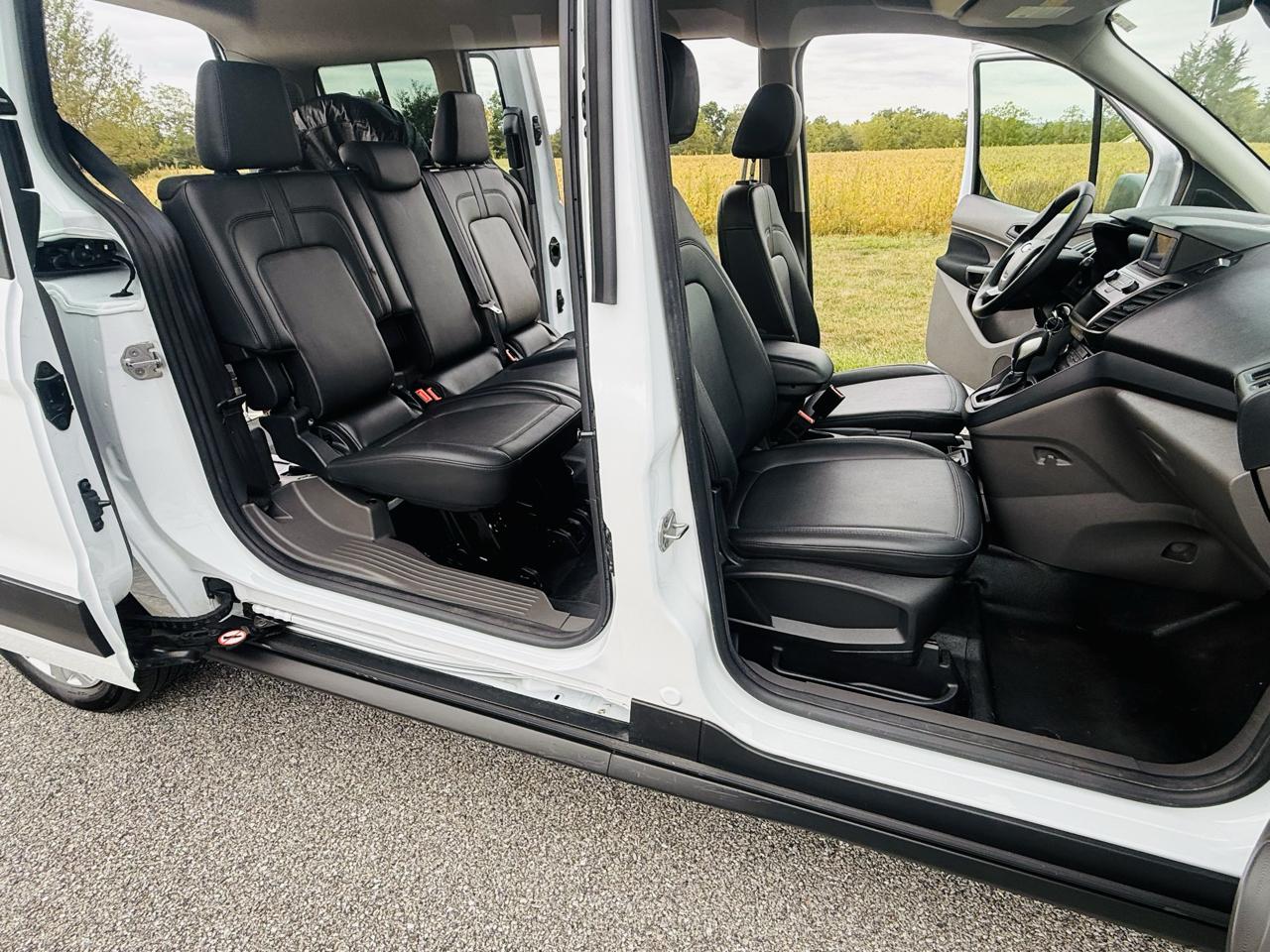 Ford Transit Connect Wagon XL w/Rear Liftgate LWB 2022