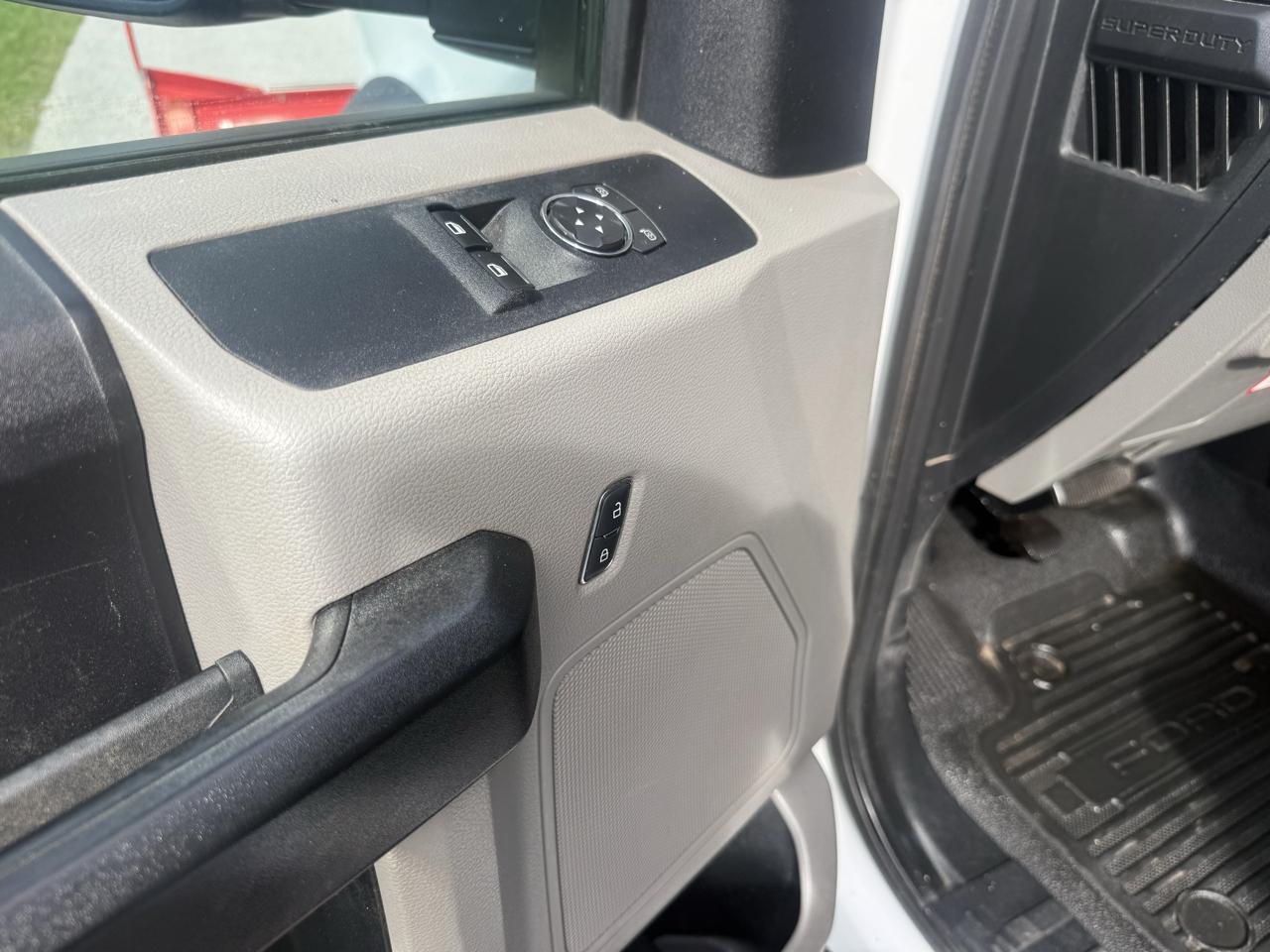 Ford F-550 Regular Cab DRW 4WD 2019