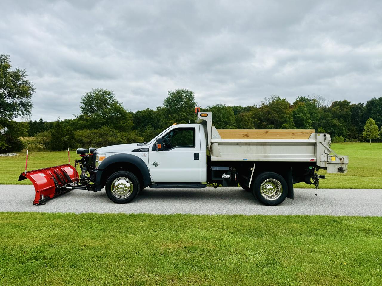 Ford F-550 Regular Cab DRW 4WD 2016