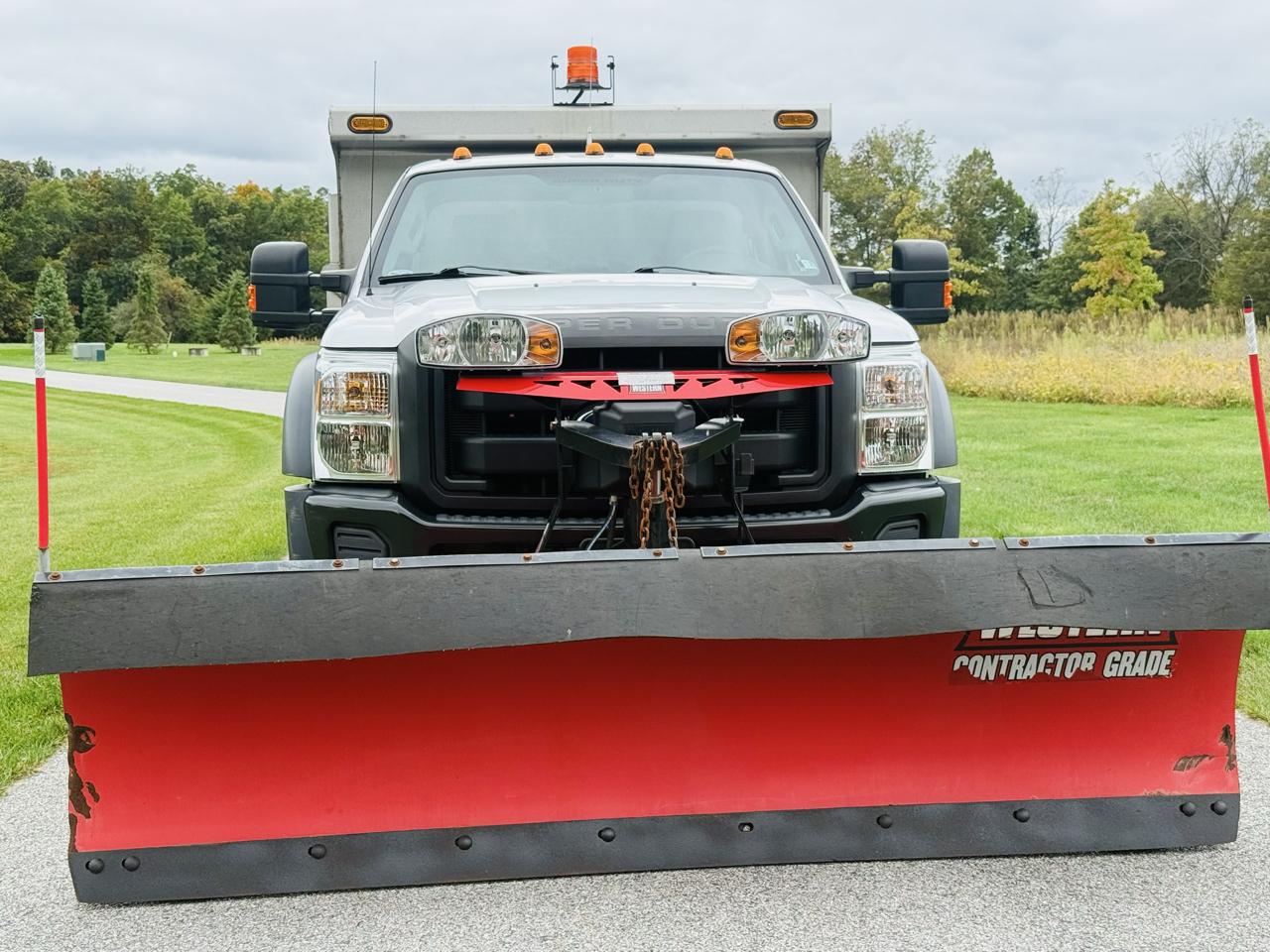 Ford F-550 Regular Cab DRW 4WD 2016
