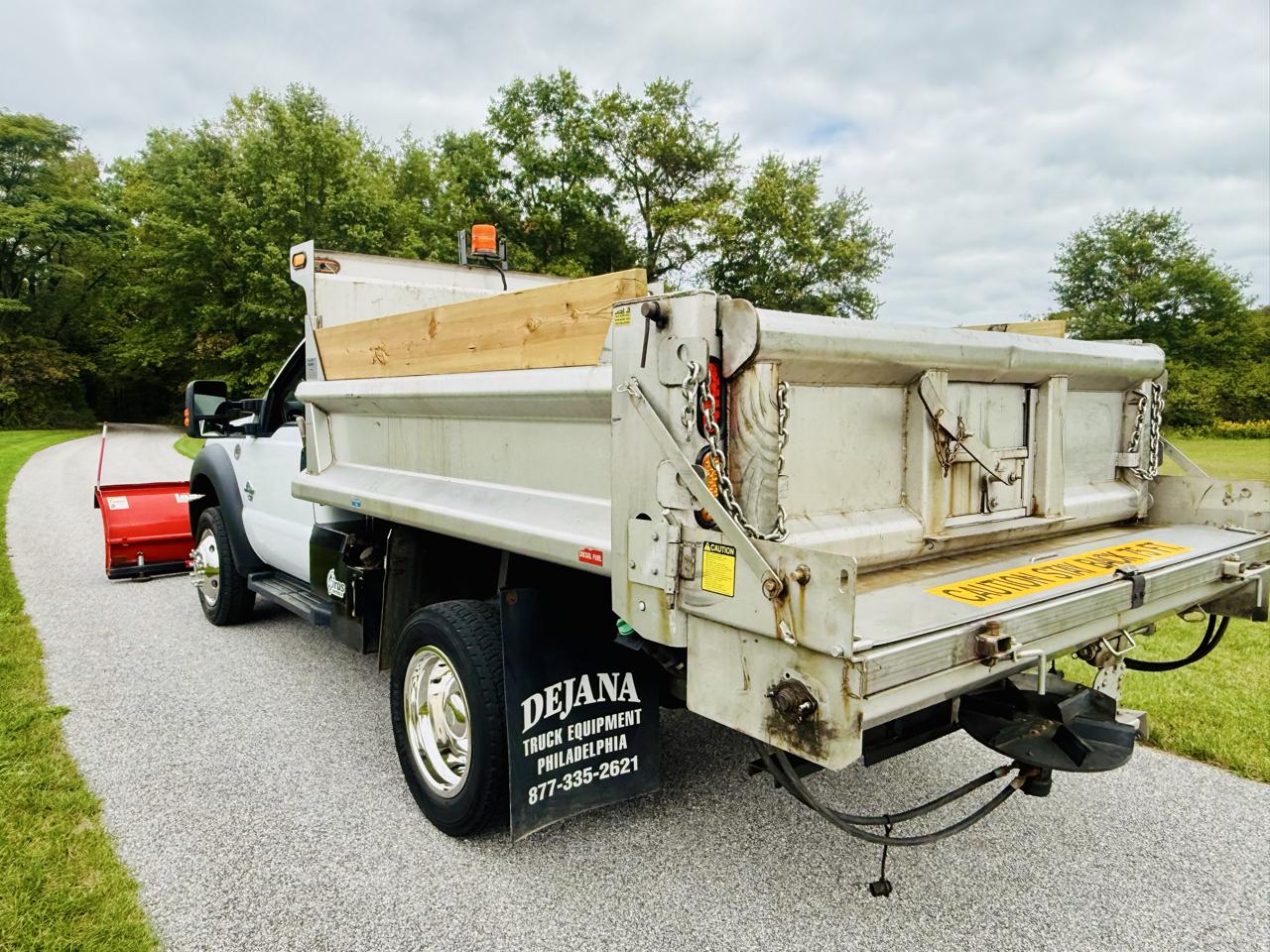 Ford F-550 Regular Cab DRW 4WD 2016