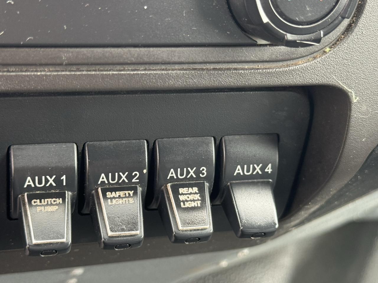 Ford F-550 Regular Cab DRW 4WD 2016