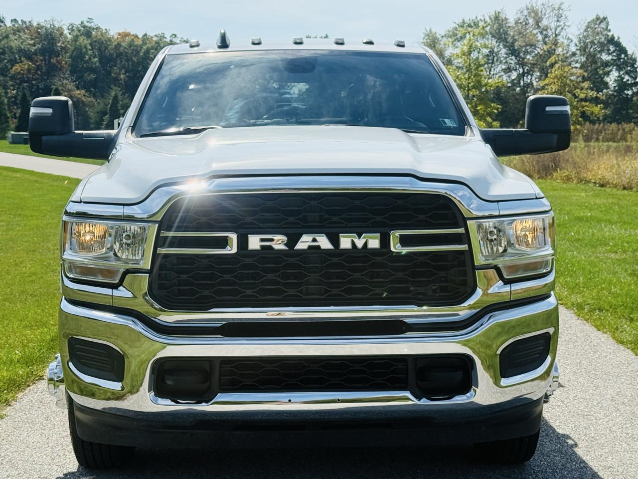 RAM 3500 Crew Cab 4WD DRW 2024