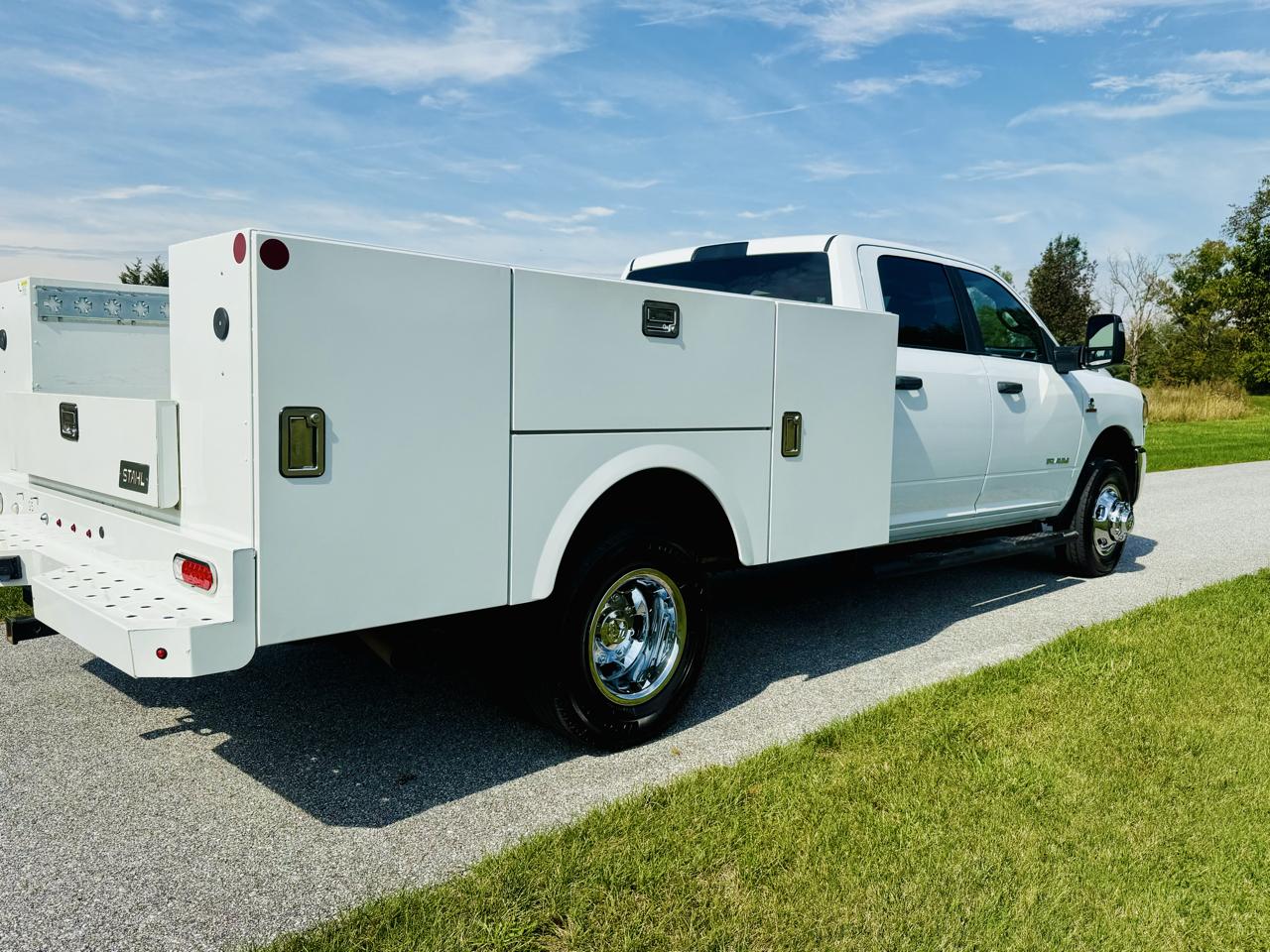 RAM 3500 Crew Cab 4WD DRW 2024