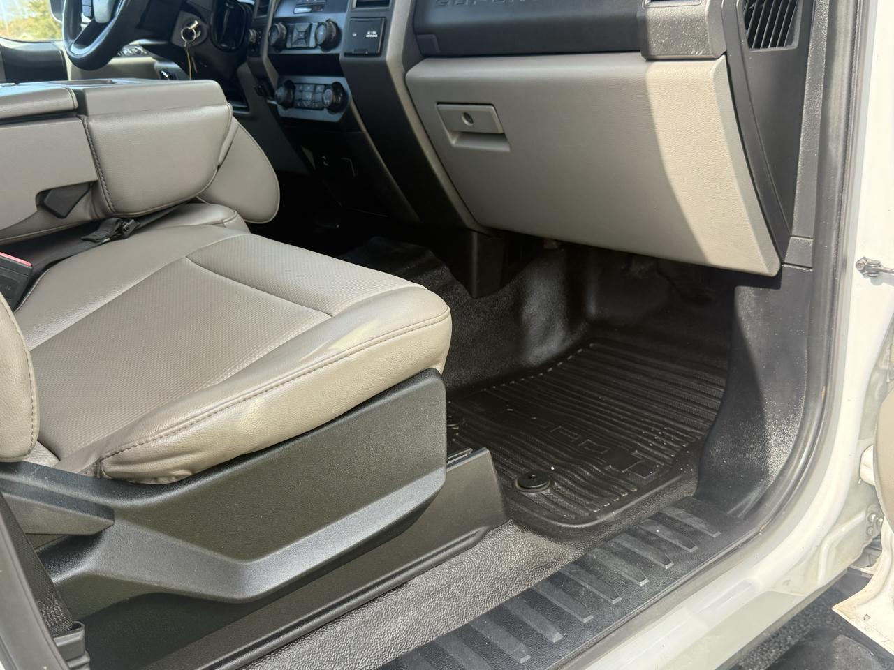 Ford F-350 SD XL Crew Cab Long Bed 4WD 2020