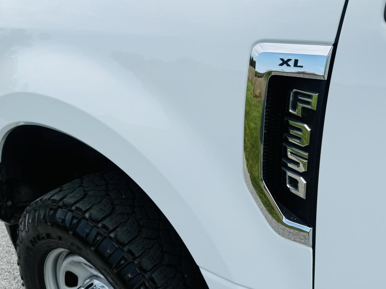 Ford F-350 SD XL Crew Cab Long Bed 4WD 2020