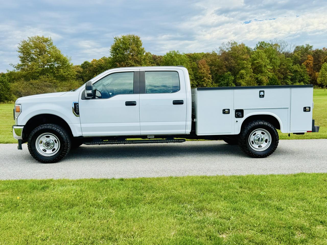 Ford F-350 SD XL Crew Cab Long Bed 4WD 2020