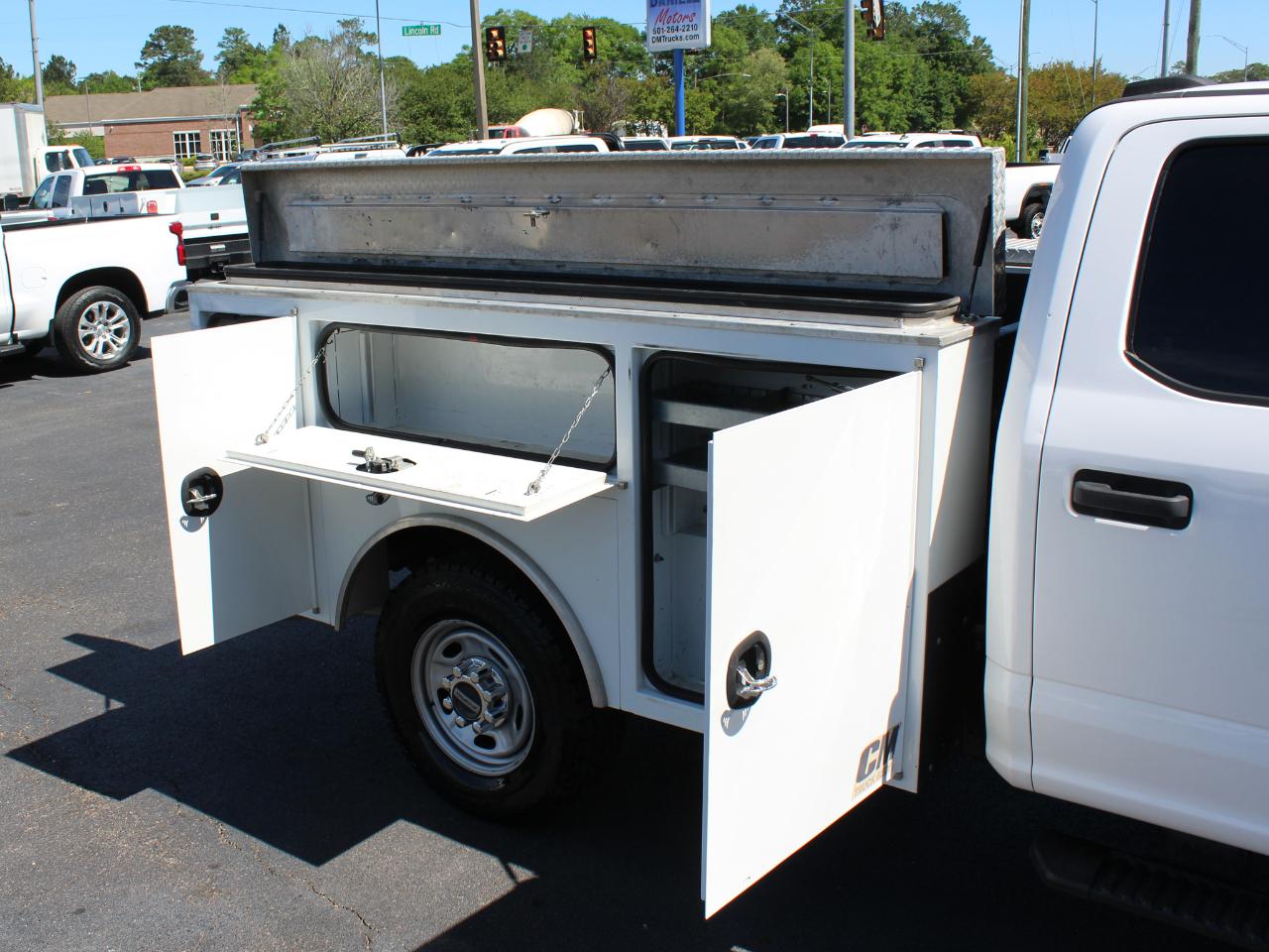 Ford F-350 SD XL Crew Cab Long Bed 4WD 2022