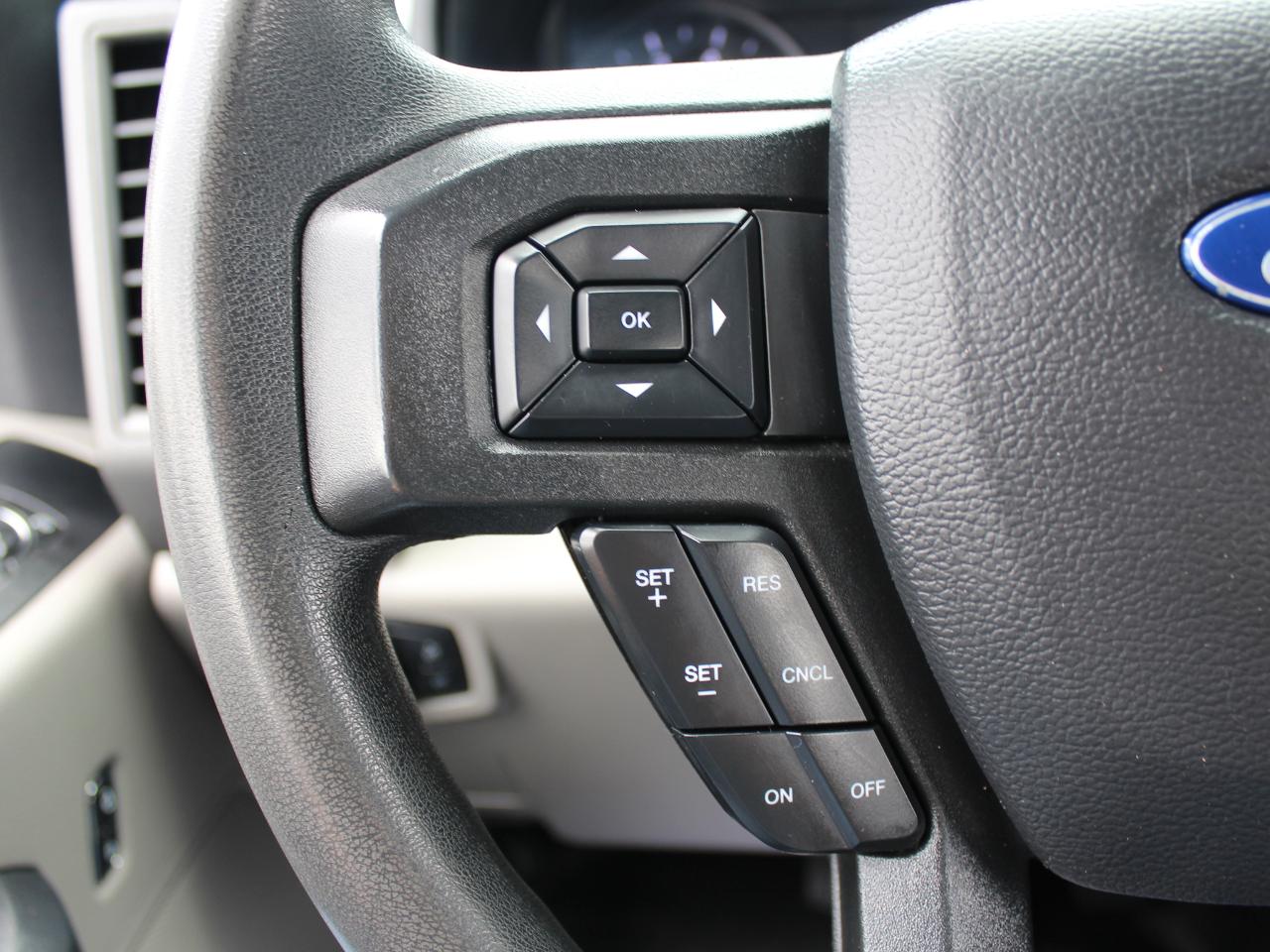 Ford F-350 SD XL Crew Cab Long Bed 4WD 2022