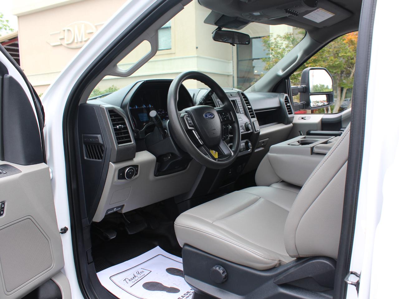 Ford F-350 SD XL Crew Cab Long Bed 4WD 2022