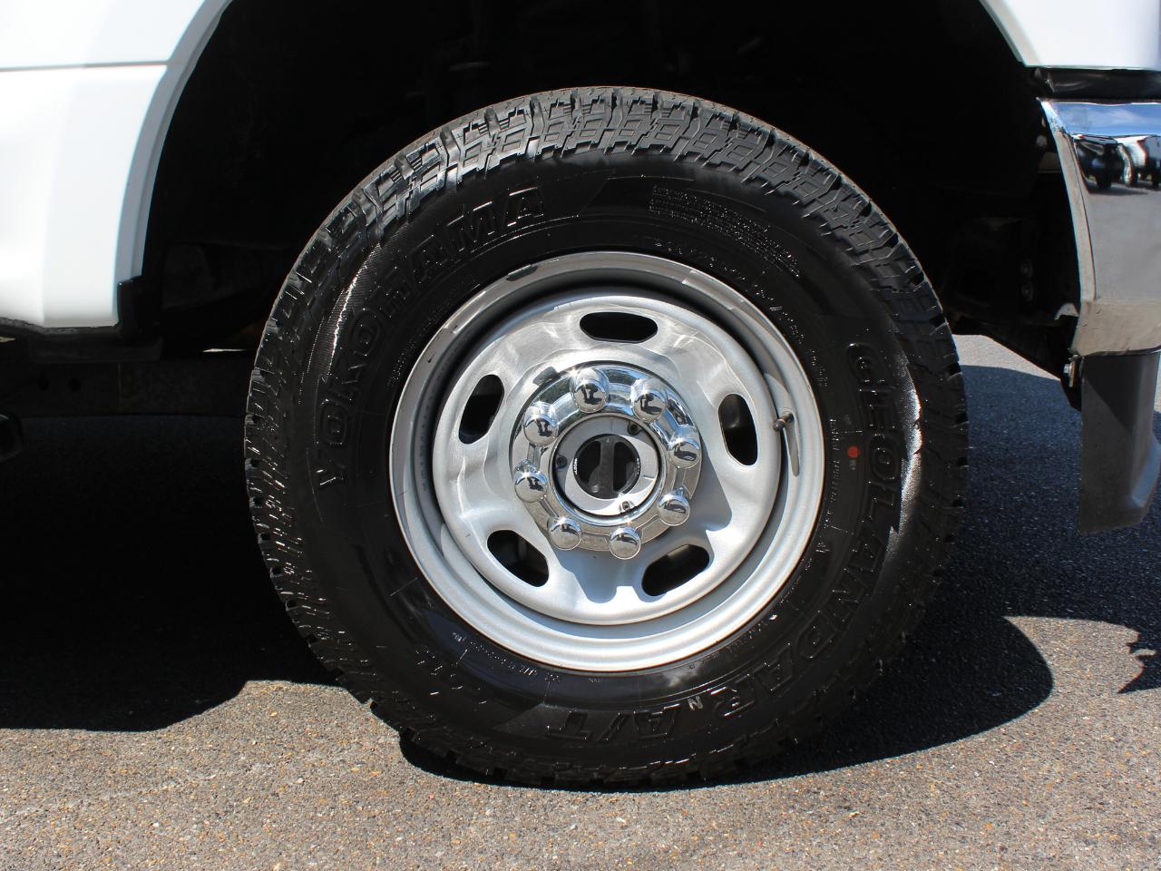 Ford F-350 SD XL Crew Cab Long Bed 4WD 2022