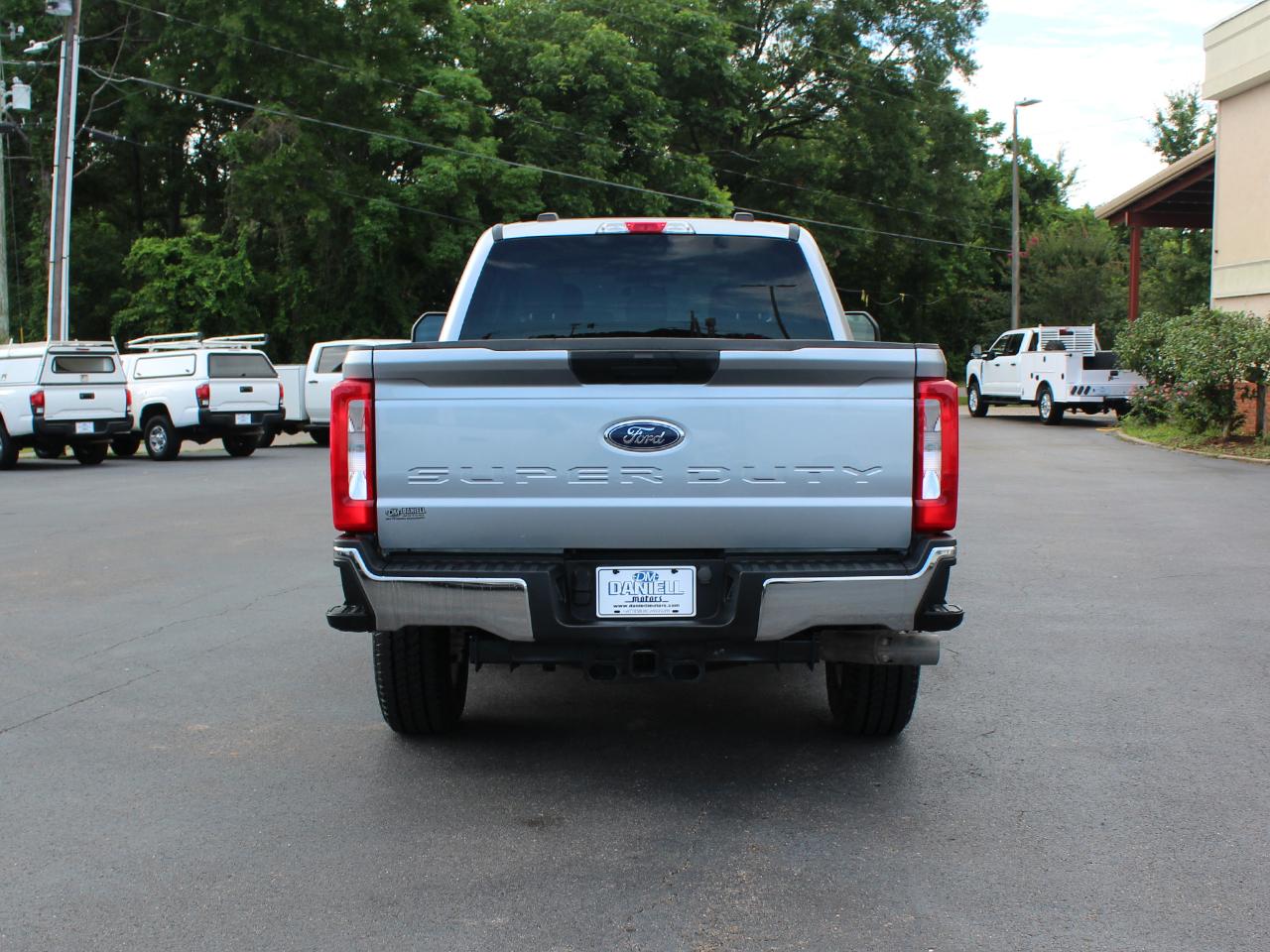 Ford F-250 SD XLT Crew Cab 4WD 2024