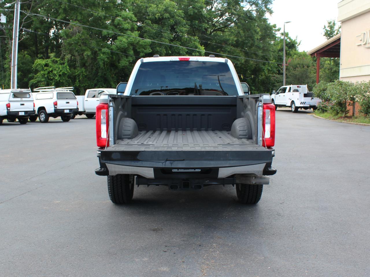 Ford F-250 SD XLT Crew Cab 4WD 2024