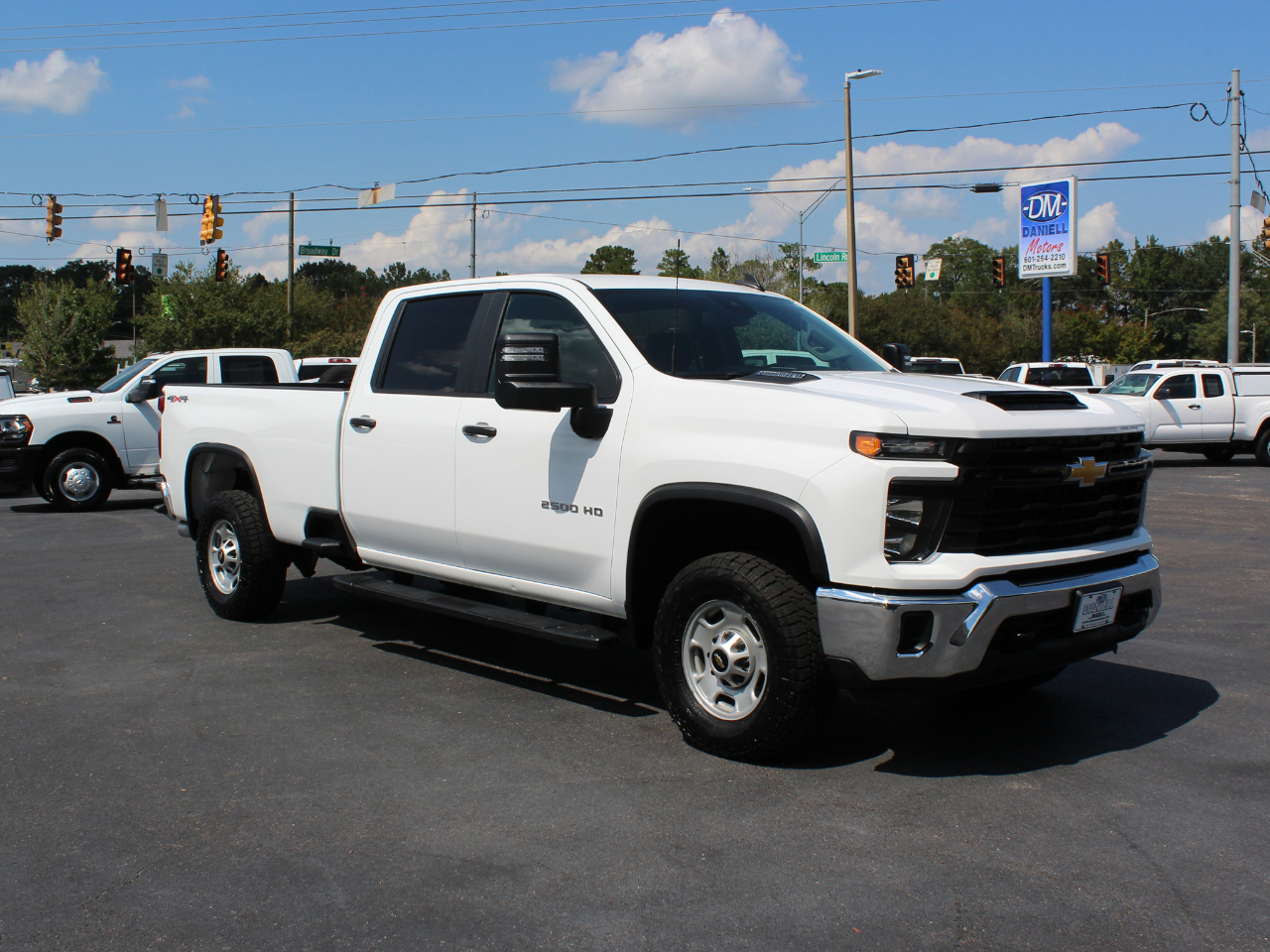 Chevrolet Silverado 2500HD Work Truck Crew Cab Long Box 4WD 2024 Chevrolet Silverado 2500HD Work Truck Crew Cab Long Box 4WD 2024