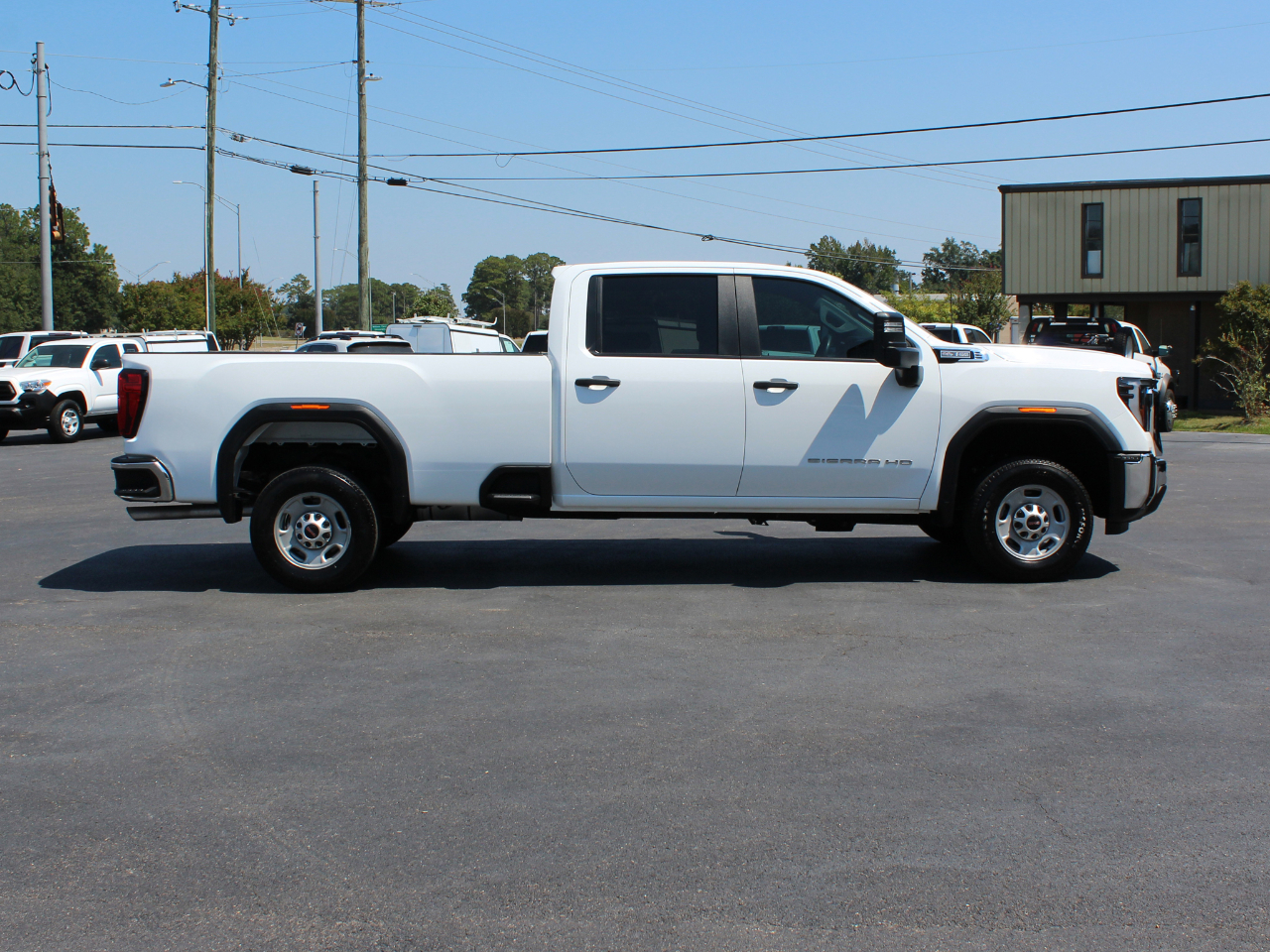 GMC Sierra 2500HD Pro Crew Cab 2WD LB 2024 GMC Sierra 2500HD Pro Crew Cab 2WD LB 2024