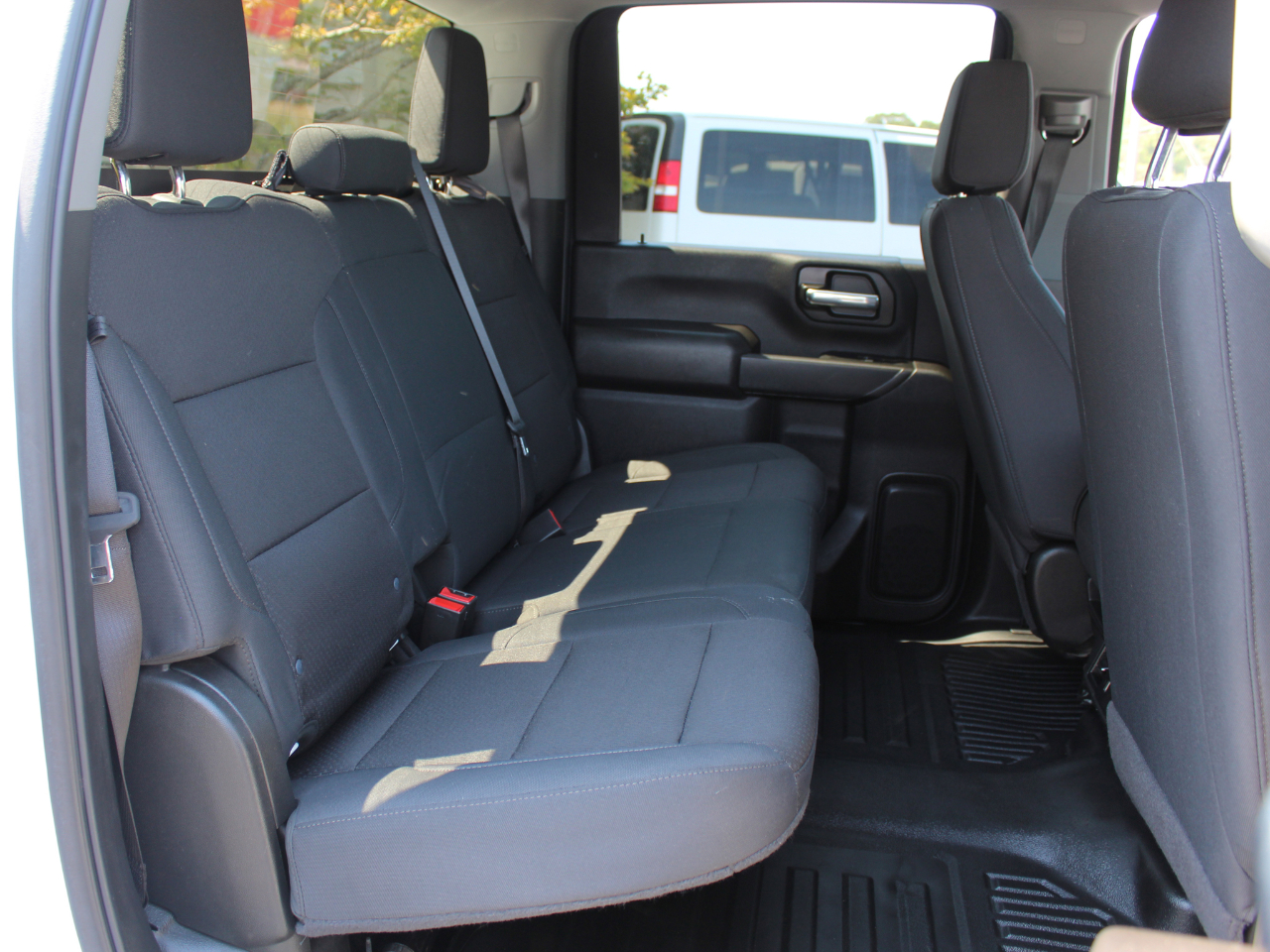 GMC Sierra 2500HD Pro Crew Cab 2WD LB 2024 GMC Sierra 2500HD Pro Crew Cab 2WD LB 2024