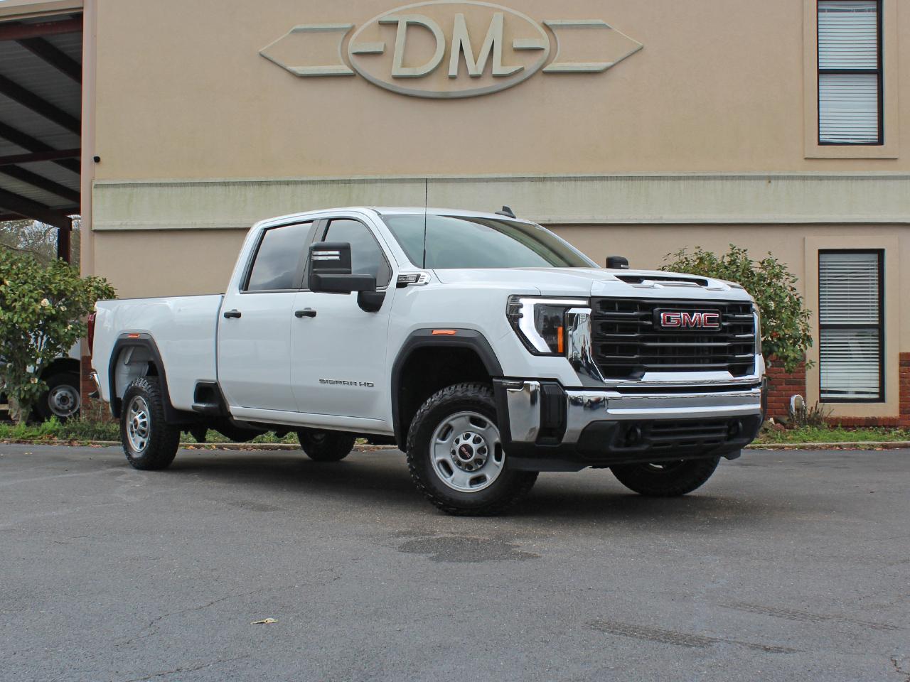 GMC Sierra 2500HD Pro Crew Cab 2WD LB 2024
