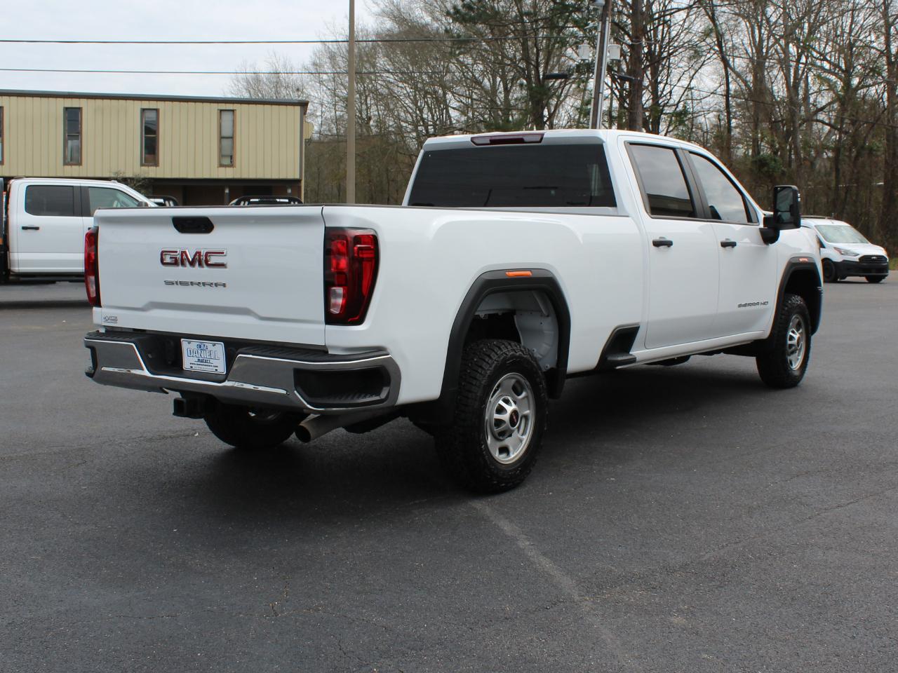 GMC Sierra 2500HD Pro Crew Cab 2WD LB 2024