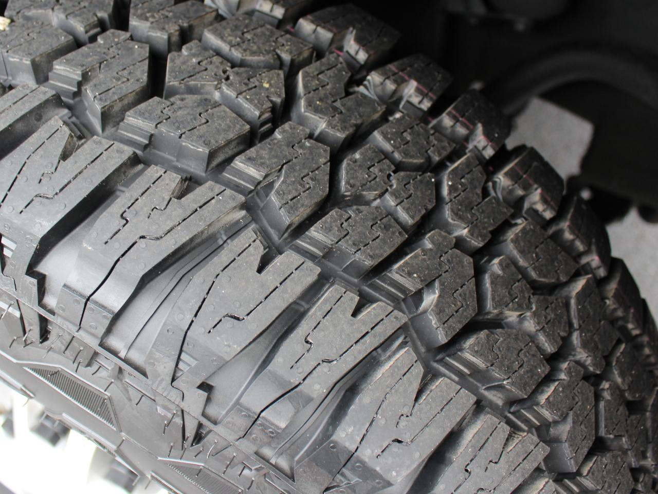 GMC Sierra 2500HD Pro Crew Cab 2WD LB 2024