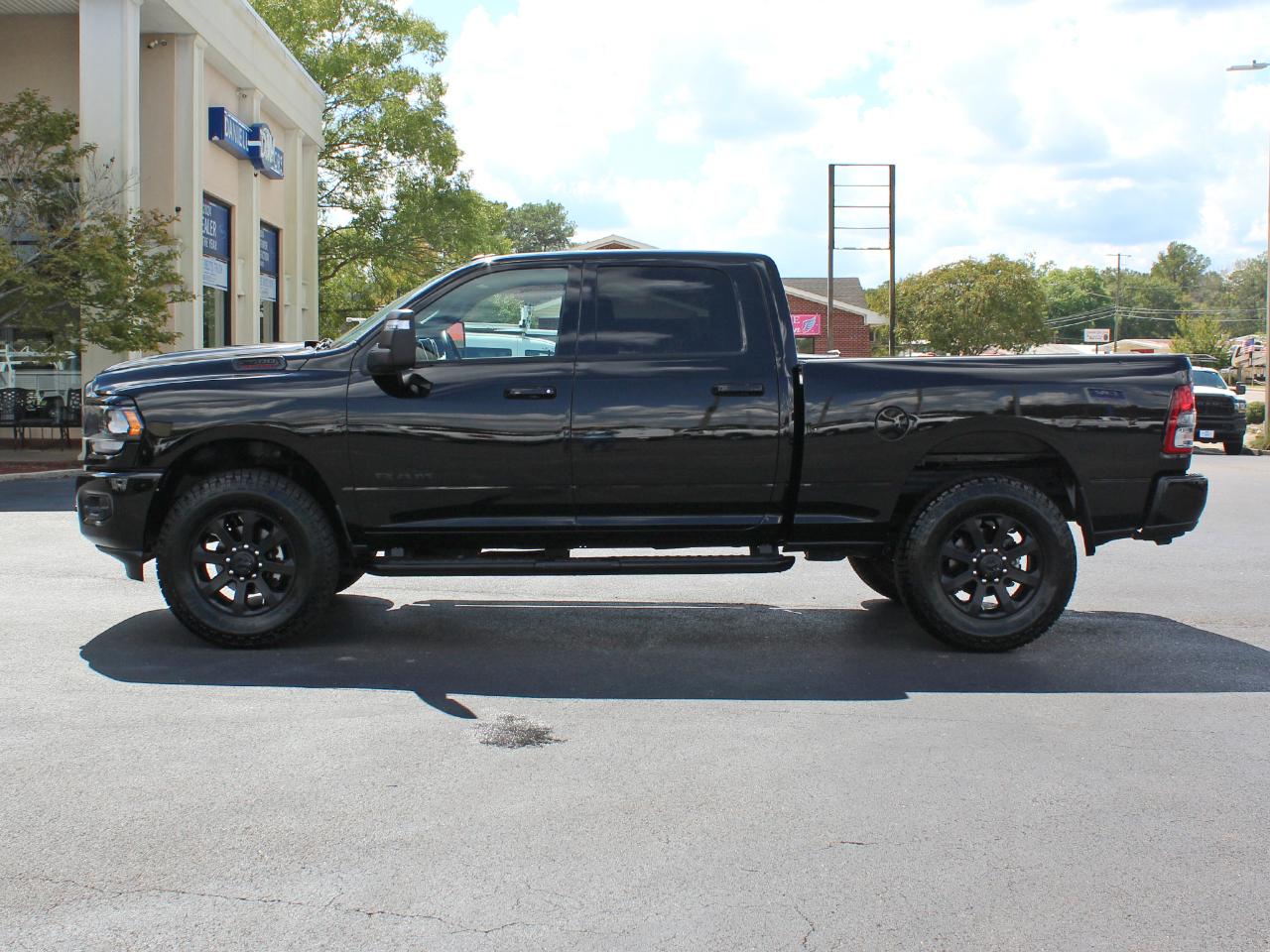 2024 Ram 2500 Big Horn photo 6