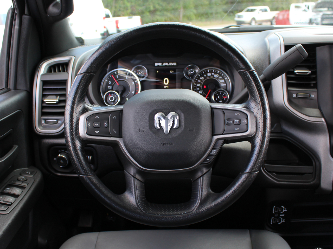 2024 Ram 2500 Tradesman photo 18
