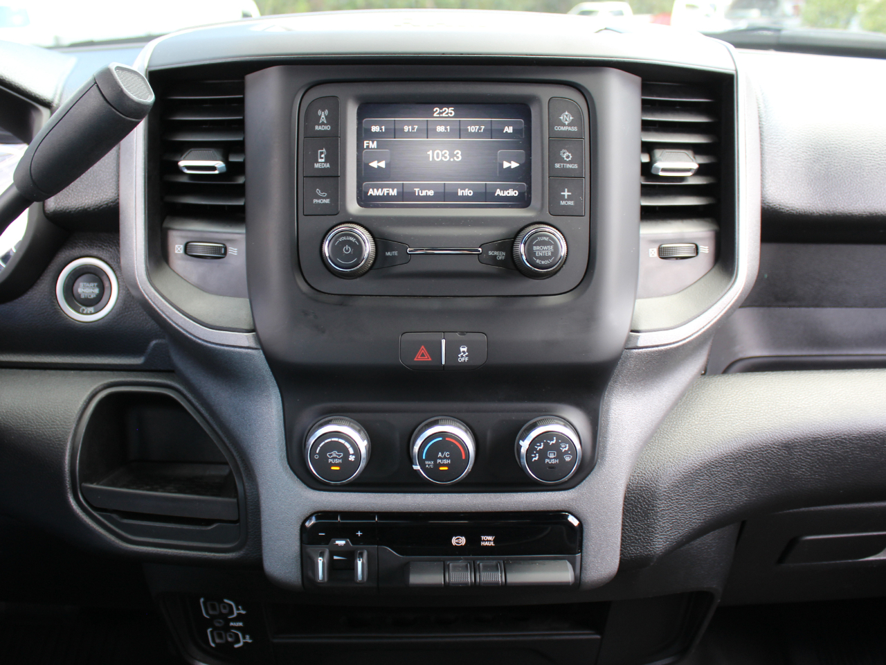 2024 Ram 2500 Tradesman photo 24