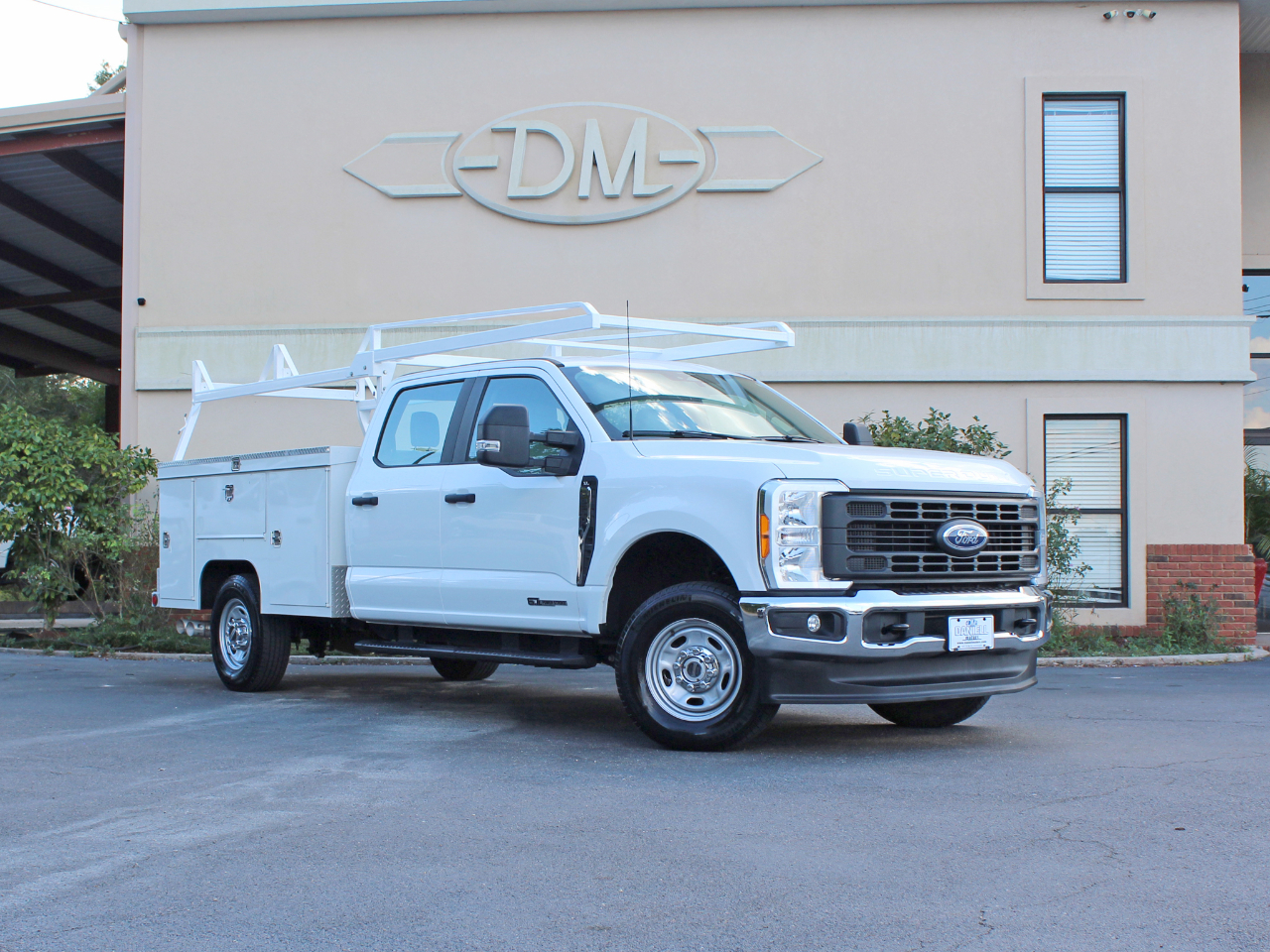 2023 Ford F-250 XL photo 3