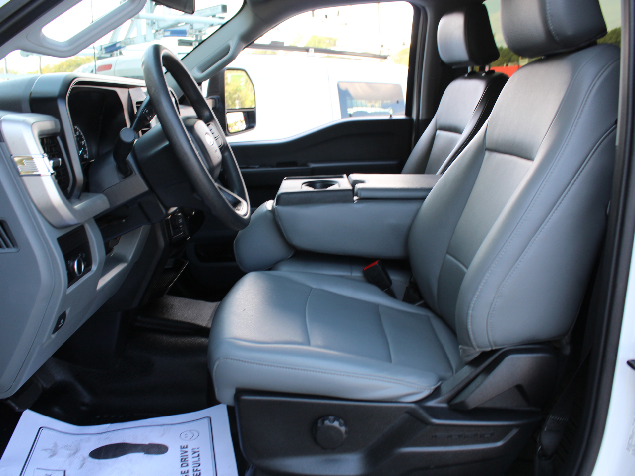 2024 Ford F-250 XL photo 11