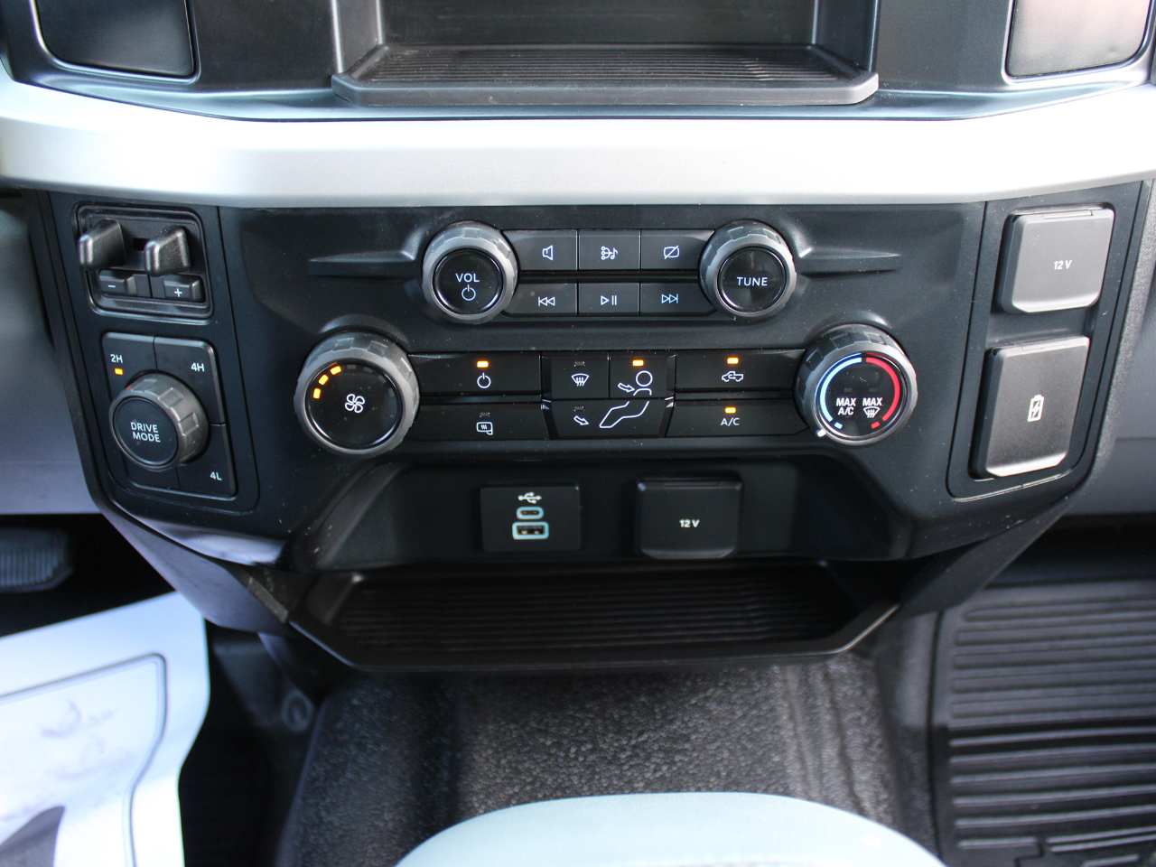 2024 Ford F-250 XL photo 21